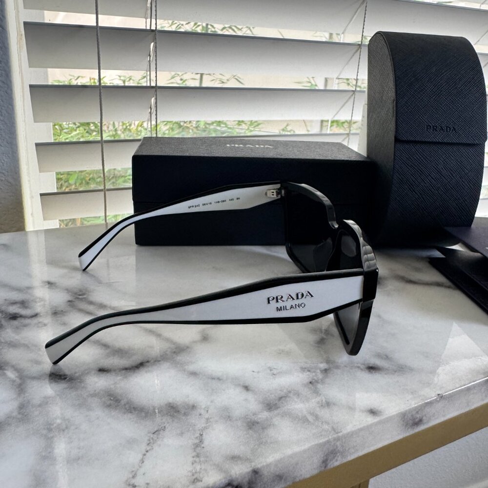 SOLD! PRADA PR 24ZS 56 Women's Square Sunglasses - Black/Gray - New in Box - Picture 7 of 13